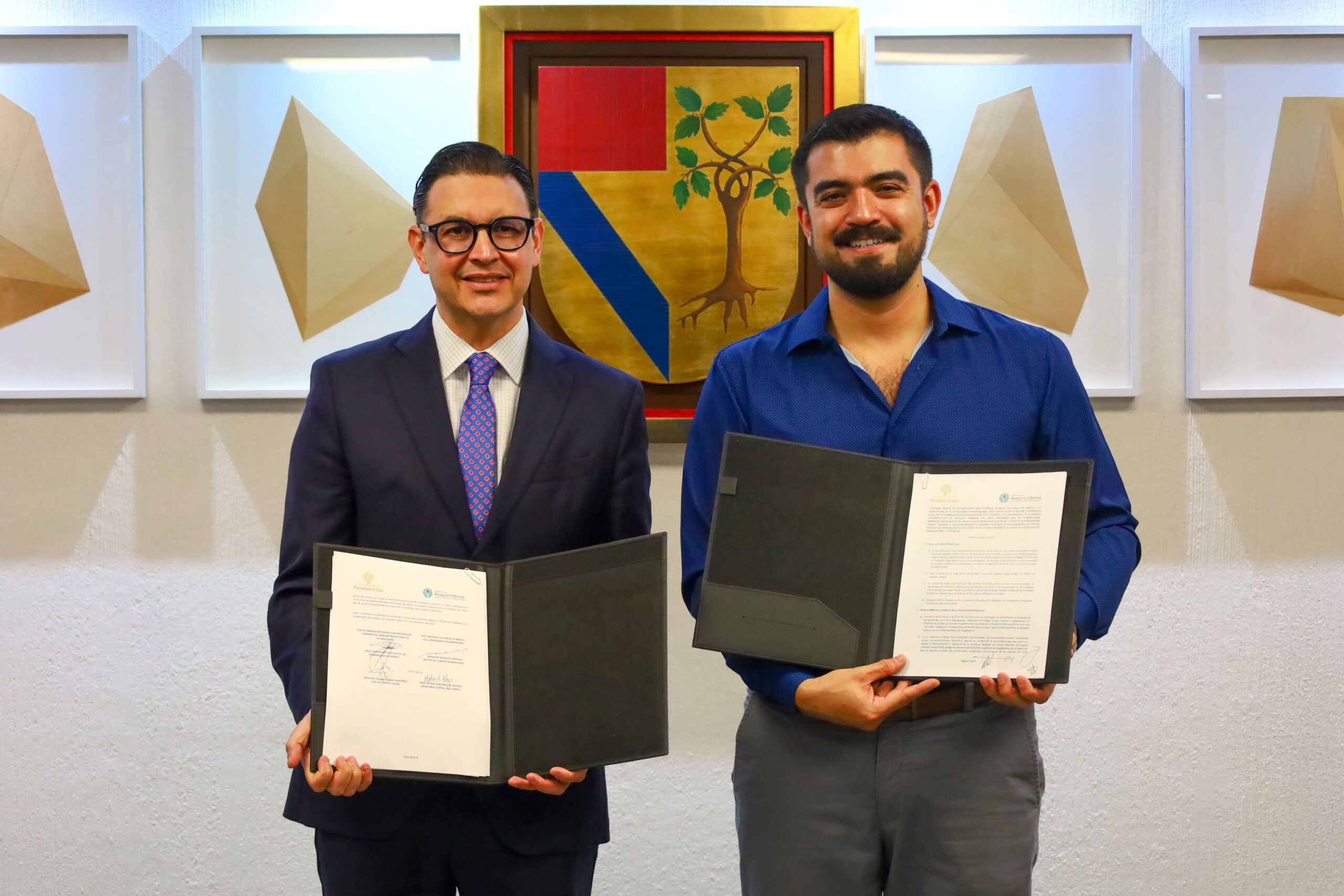 Firman AMBU y Universidad Panamericana convenio de colaboración para fortalecer gestión ambiental y formación profesional