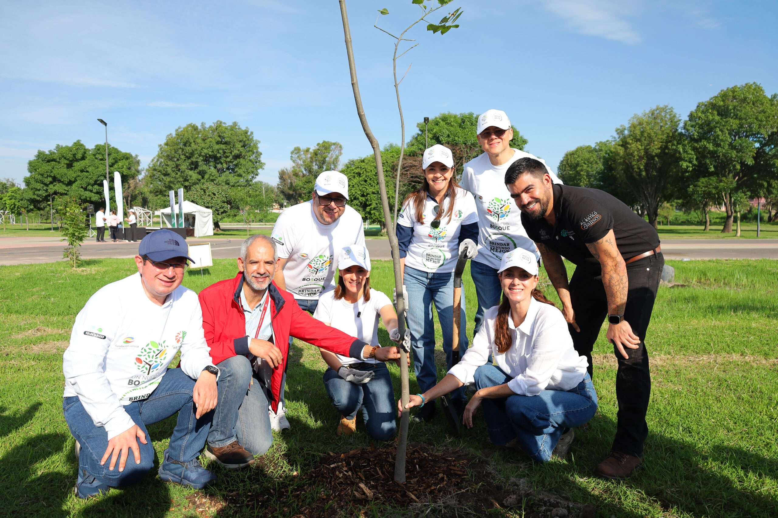 Fortalece AMBU cobertura arbórea y biodiversidad con Programa de Arborización 2026